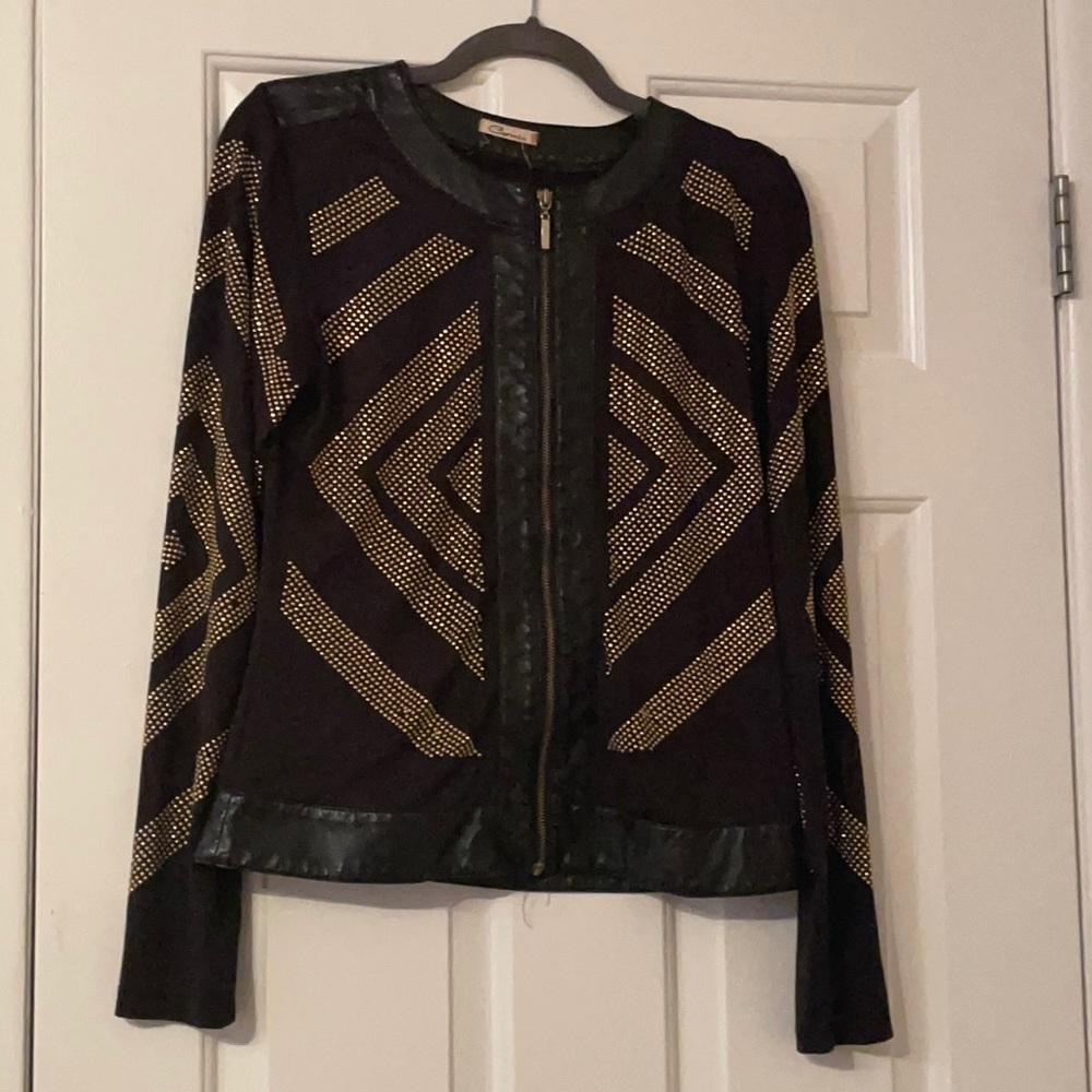 Size large black and gold zip up shirt